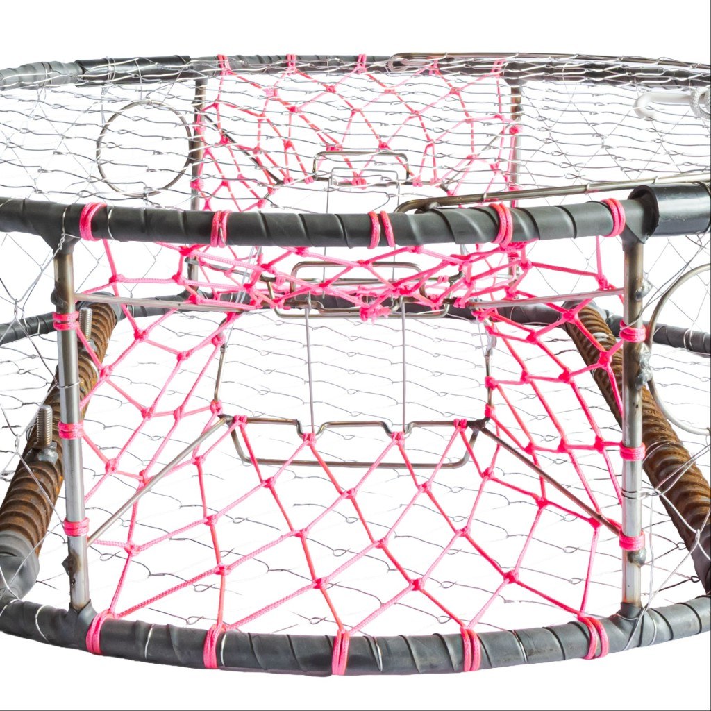Tunnel entrance design on commercial crab trap