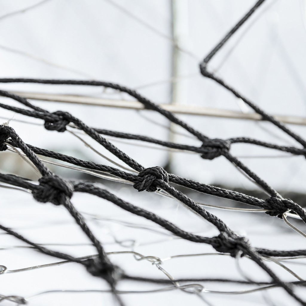 Tunnel and weaving photo with black twine